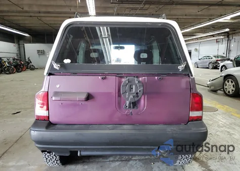 1992 Geo Tracker from USA, damaged, VIN 2CNBJ18U2N6907880